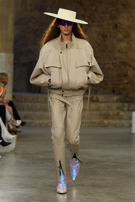 ragazza louis louis vuitton|Cruise 2025 Collection Collection for New .